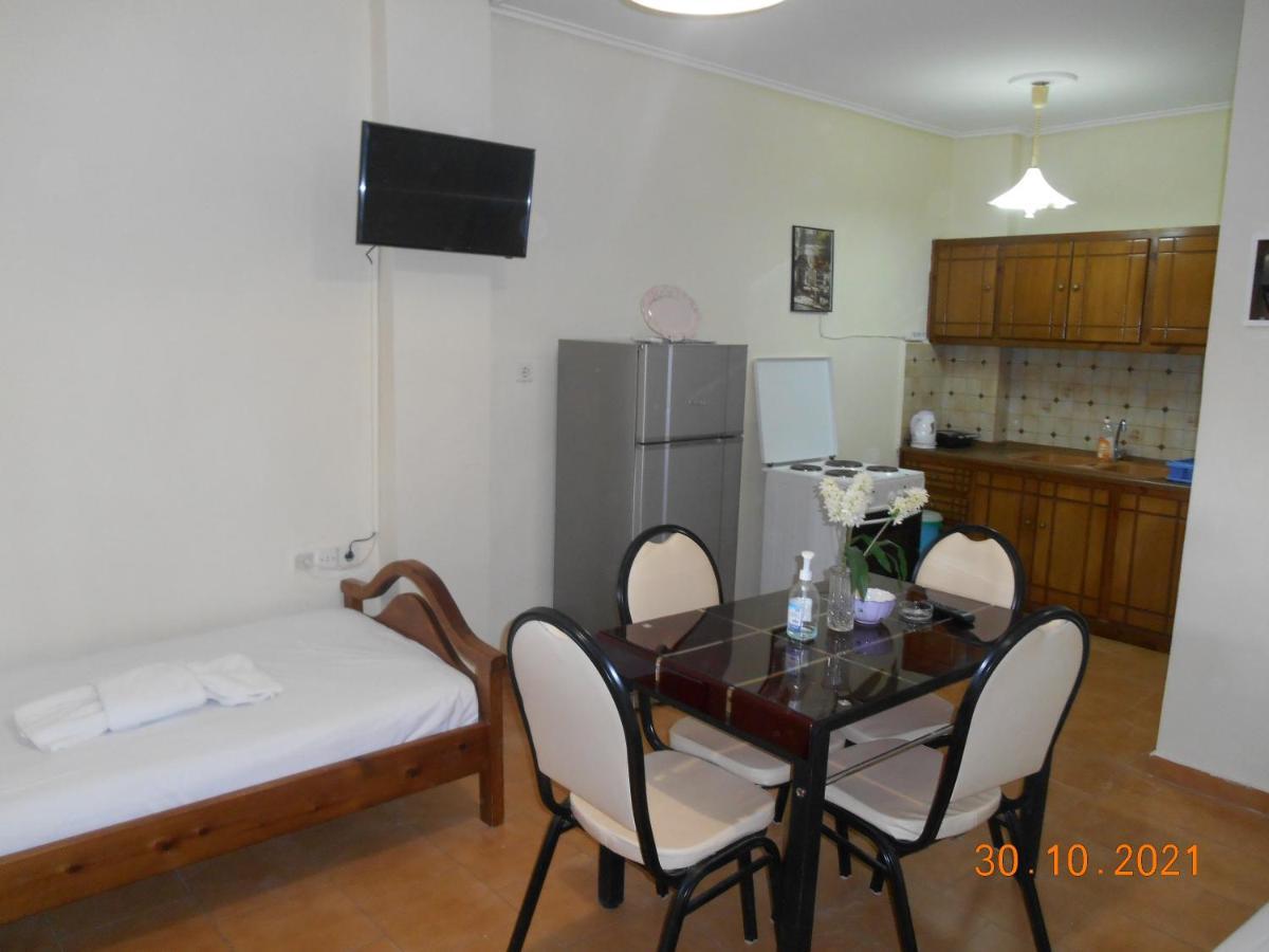 Melios Rooms Petalídhion Buitenkant foto
