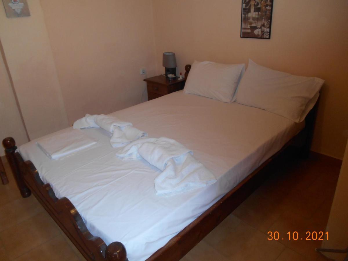 Melios Rooms Petalídhion Buitenkant foto