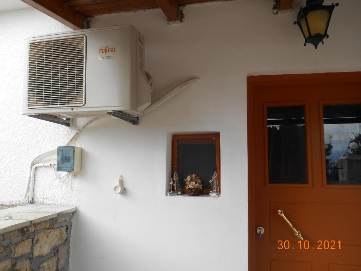 Melios Rooms Petalídhion Buitenkant foto