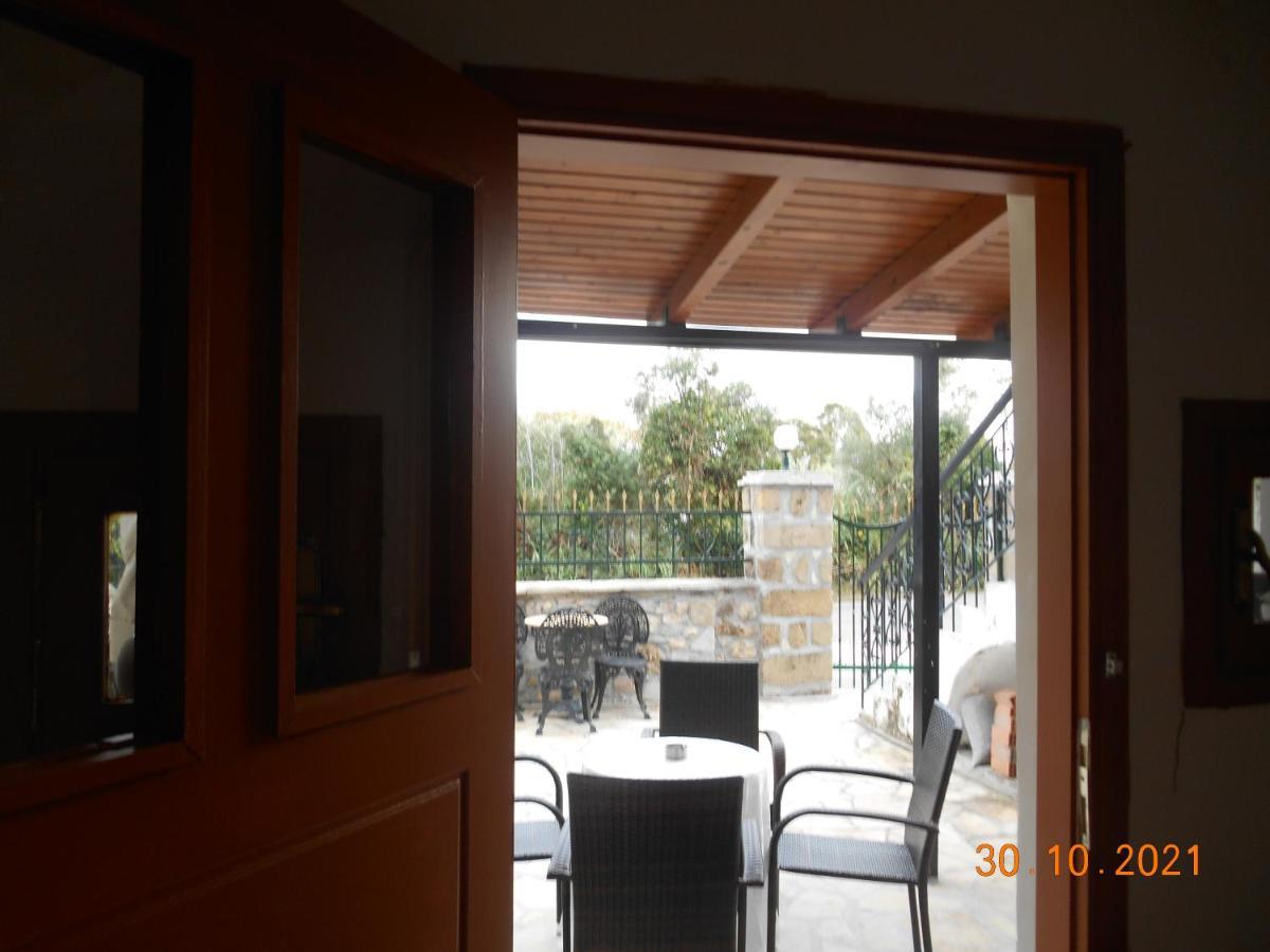 Melios Rooms Petalídhion Buitenkant foto