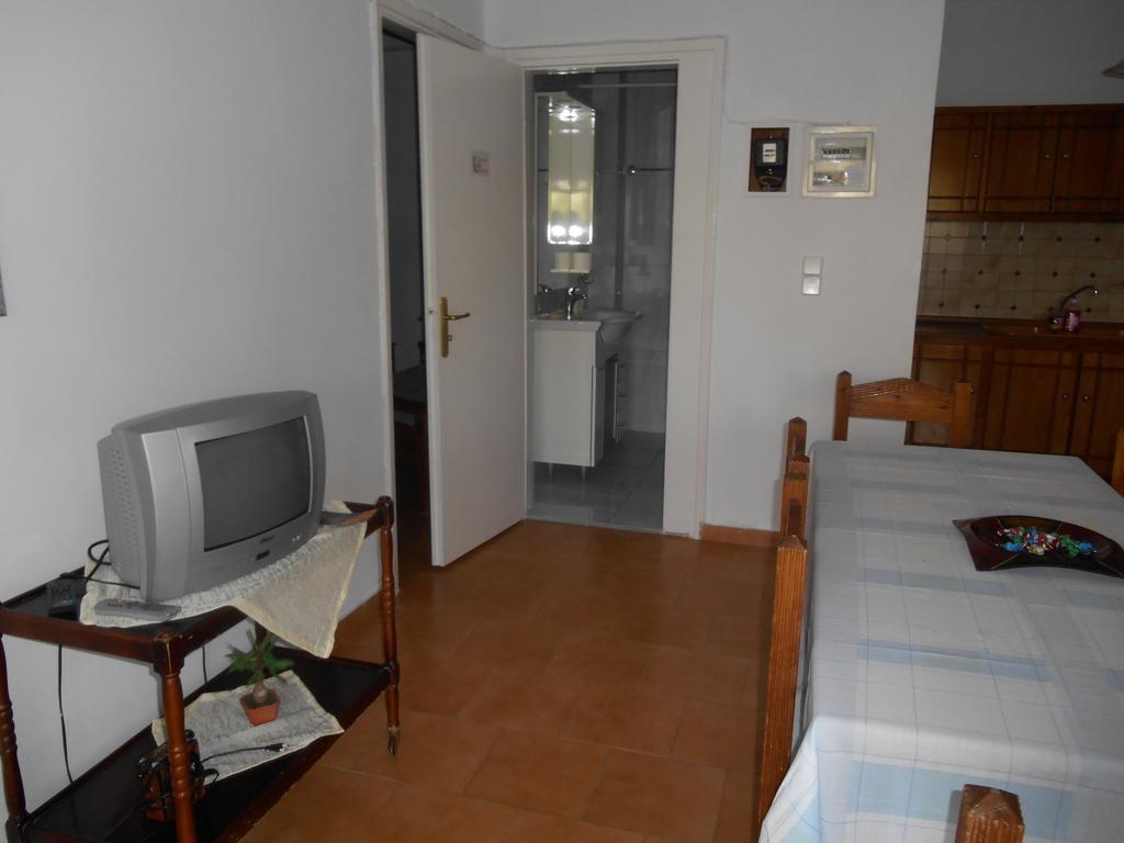Melios Rooms Petalídhion Buitenkant foto