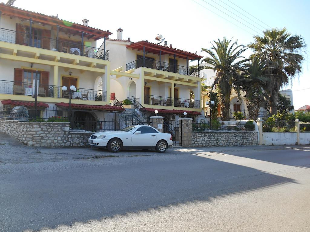 Melios Rooms Petalídhion Buitenkant foto