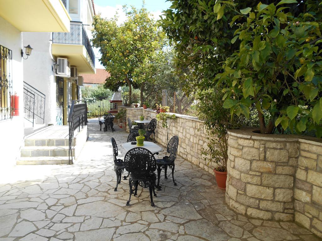 Melios Rooms Petalídhion Buitenkant foto